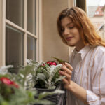 Mobiles Gärtnern für Mieter: Dörthe Priesmeier zeigt platzsparende Lösungen für Balkon und Fensterbank